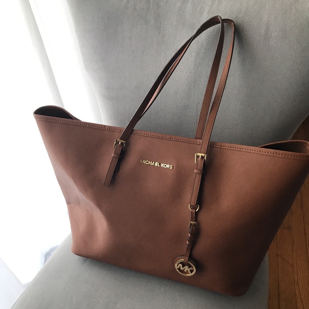 Micheal Kors large leather tote